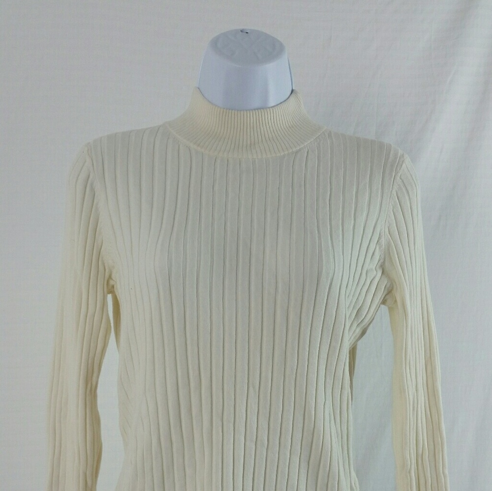 Metrid women off white sweater size L